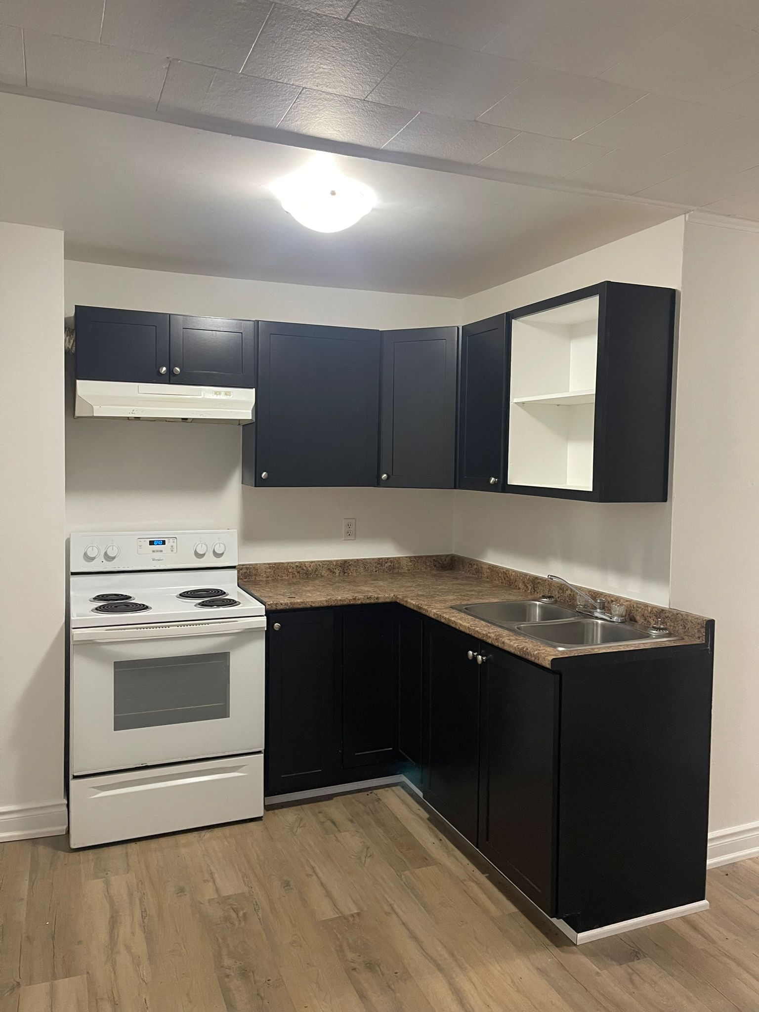 U6 - 2 Bed 1 Bath 18